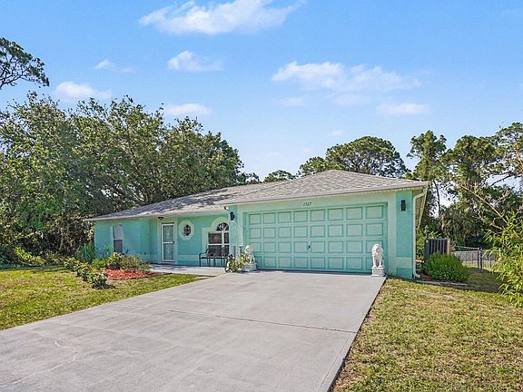 3rd image of 1367 Wing Road SW