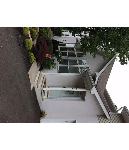 23 Parkside Dr photo 1