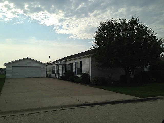 1st image of 22451 S Remington Dr