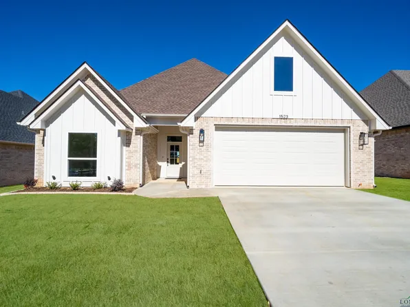 1523 Wellington Ln, Longview, TX 75605