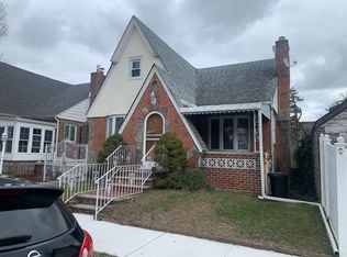 135-49 118th St, South Ozone Park, NY 11420