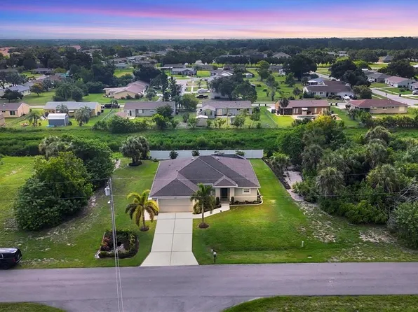 2694 Hopwood Rd, North Port, FL 34287