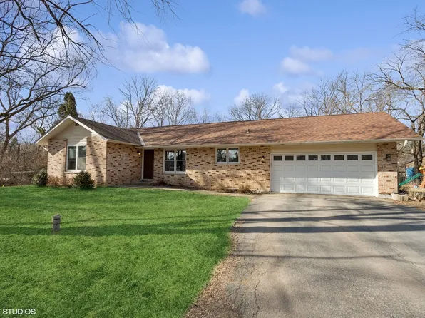10307 Lund Ave, Algonquin, IL 60102