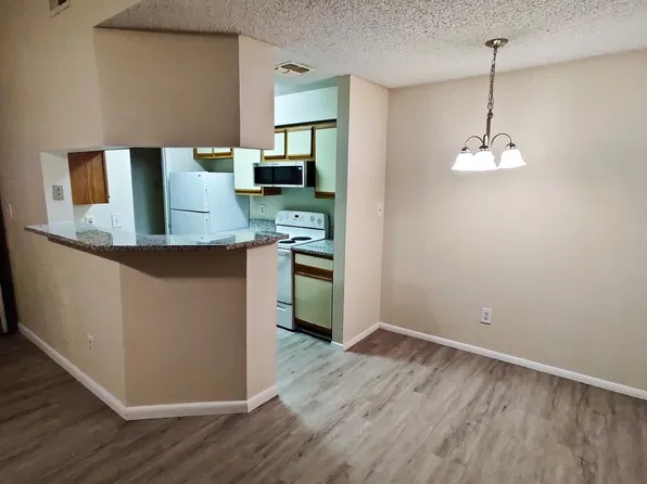 216 Afton Sq, Altamonte Springs, FL
