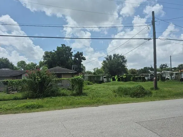 3912 Crane St, Houston, TX 77026