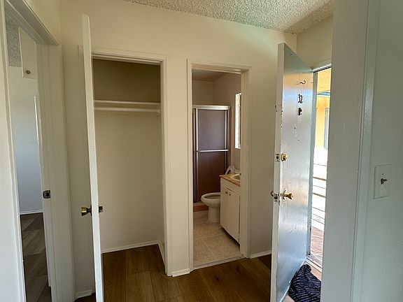 5th image of 6320 Whitsett Ave