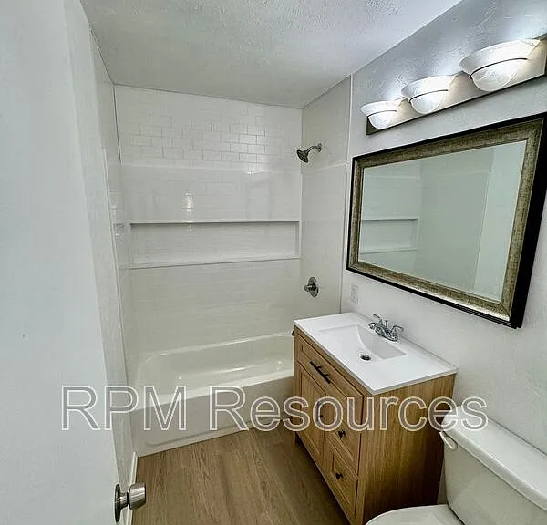 6716 NW 29th St — Photo 13