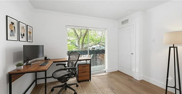 3707 Miles St #9 — Photo 8