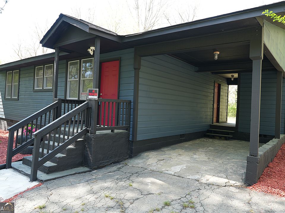 1st image of 412 Maple St