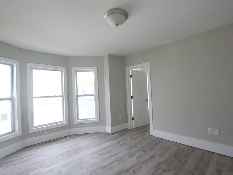 1469 Niagara St #401 — Photo 9
