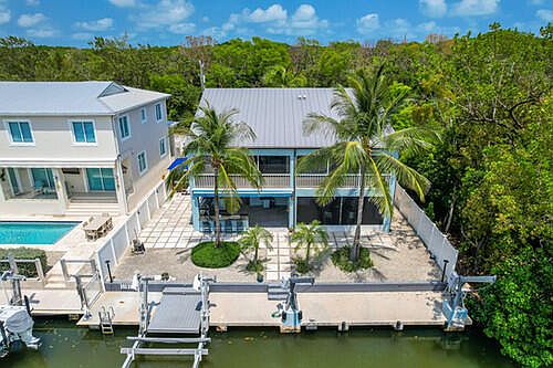 1st image of 11 Harbor Dr