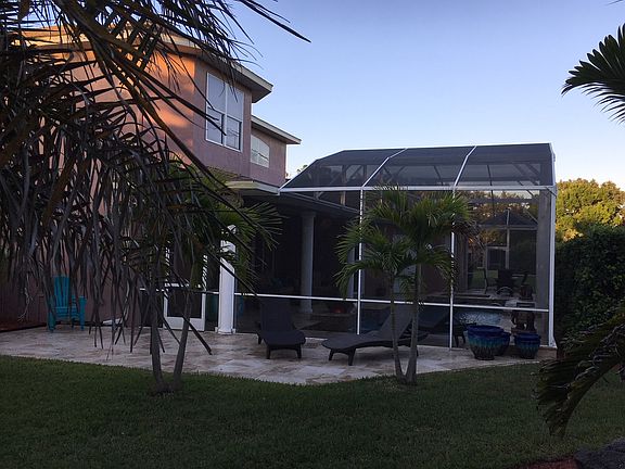 5th image of 2217 Royal Oaks Dr