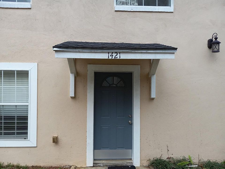 1st image of 1421 S Bronough St