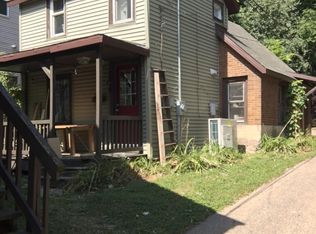 708 1/2 E Johnson St, Madison, WI 53703