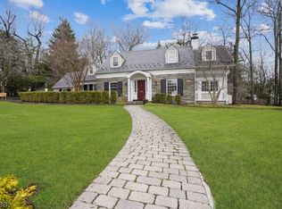 2 Gapview Rd, Short Hills, NJ 07078