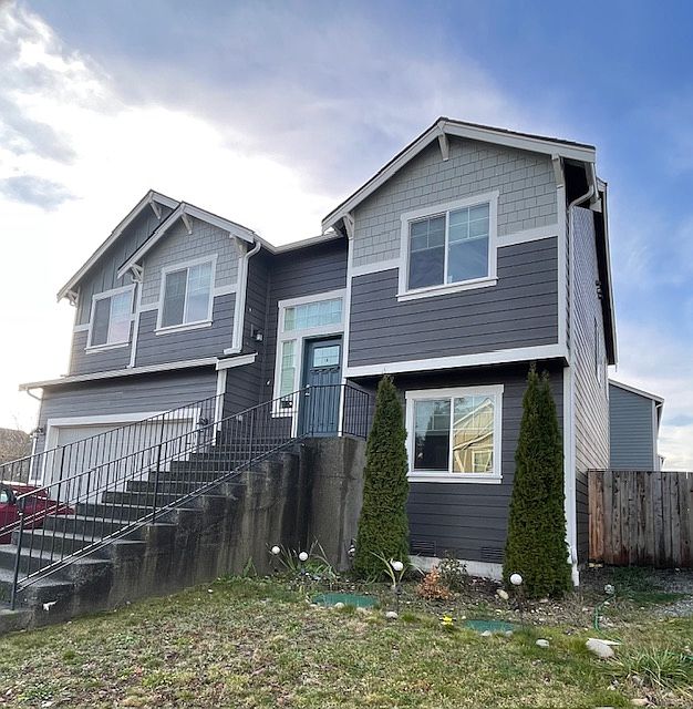1st image of 15499 Chad Dr SE