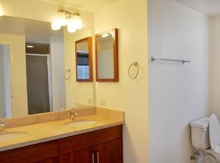 600 Queen St APT 1501, Honolulu, HI 96813