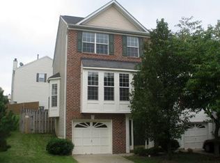 9412 Wilcoxen Dr, Manassas Park, VA