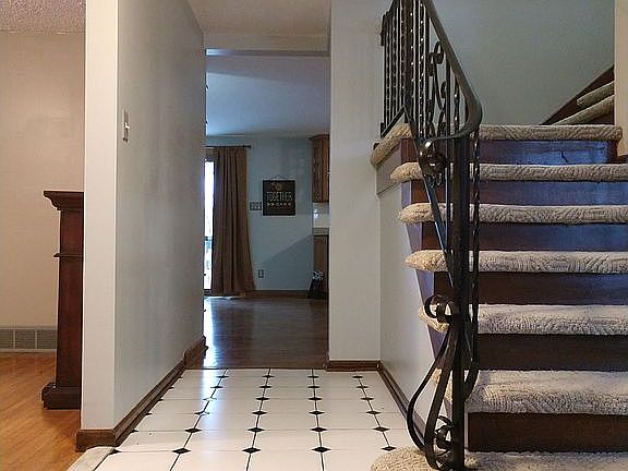 2nd image of 102 Lou Dr