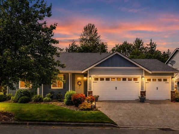 927 Clearwater Court, Mount Vernon, WA 98273
