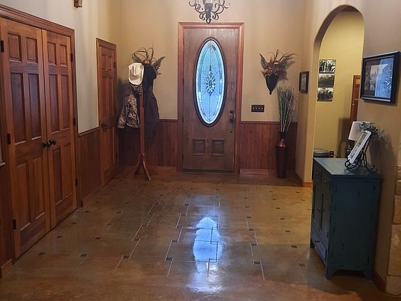 2nd image of 28 Lafayette Dr #2812