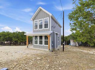 961 Brushy Creek, Bandera, TX 78003