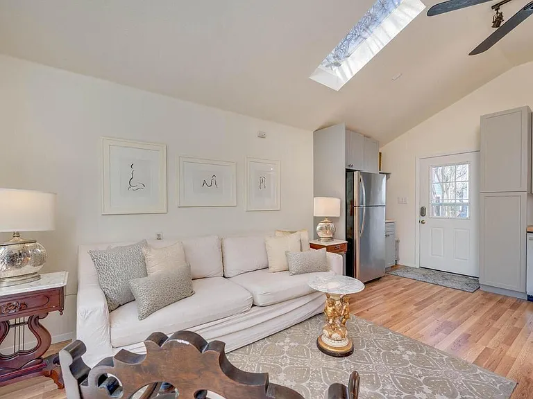 1607 Woodlawn Blvd #GUEST — Photo 12