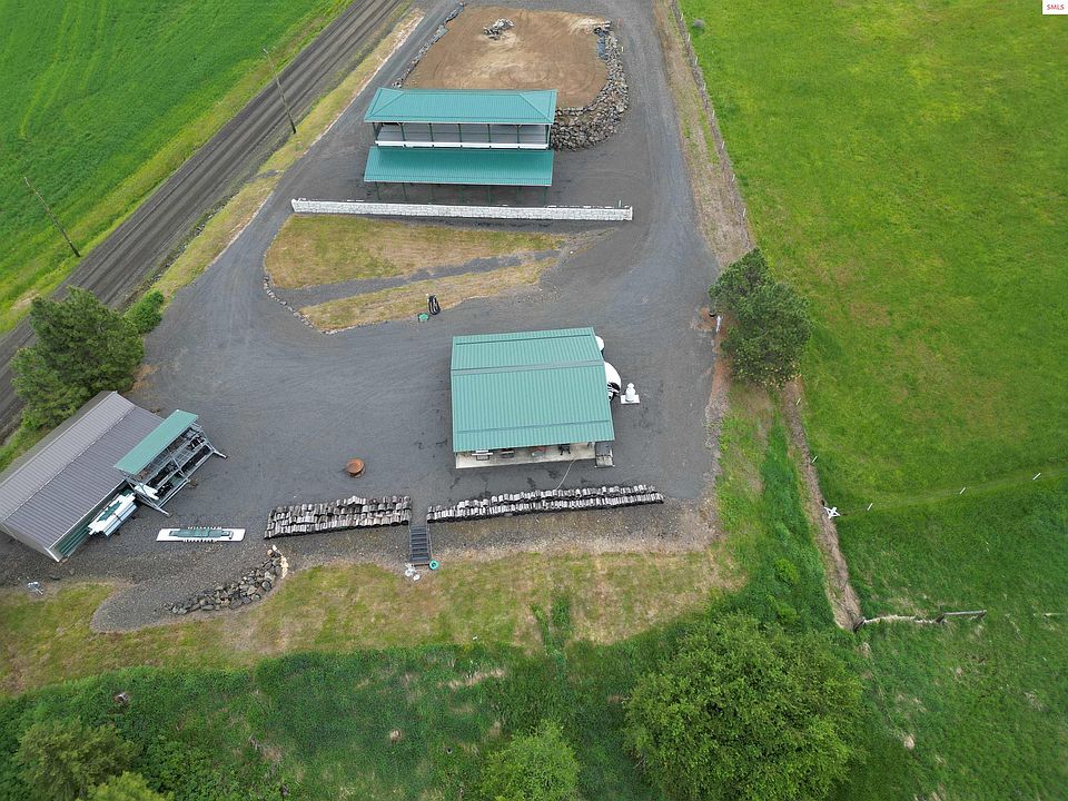 1st image of 121 Johnston Rd