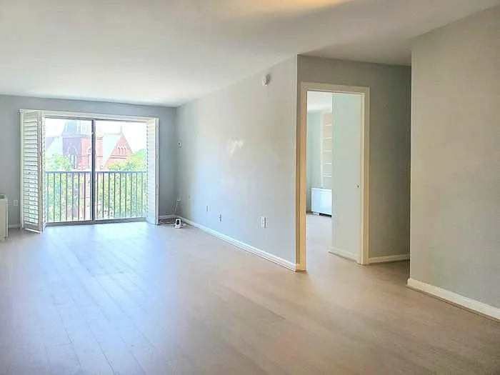 1239 Vermont Ave NW #604 — Photo 2