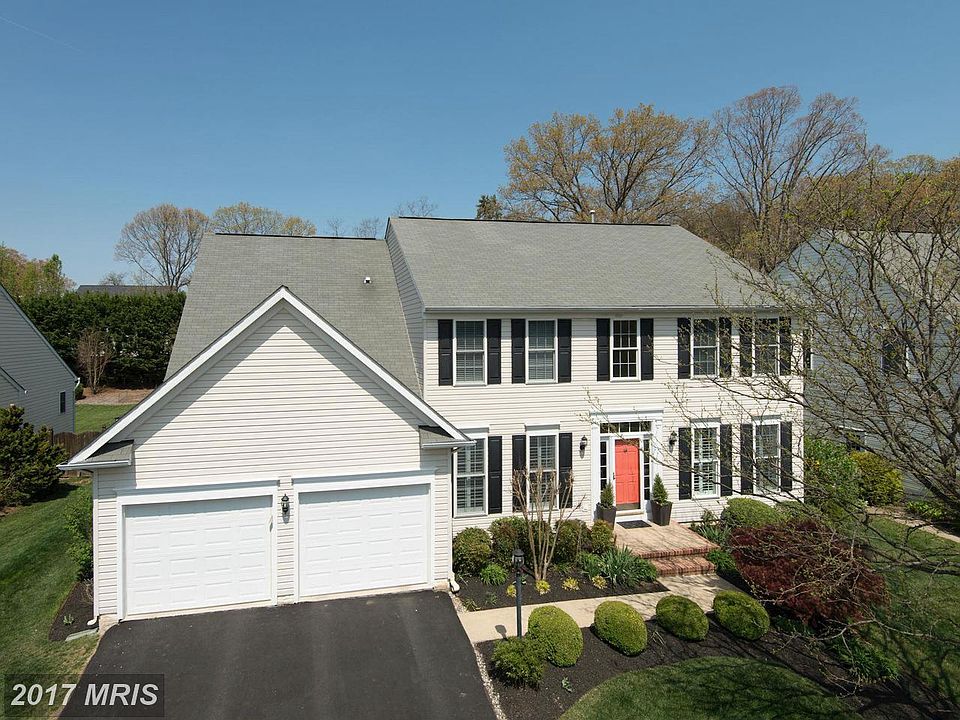 1st image of 102 Westholme Ln