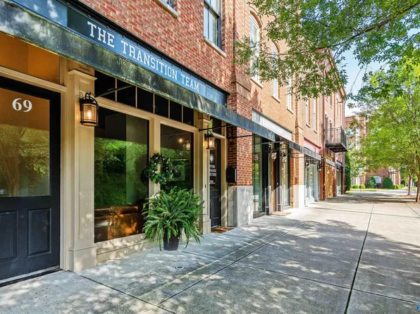 69 Town Center Dr NW, Huntsville, AL 35806