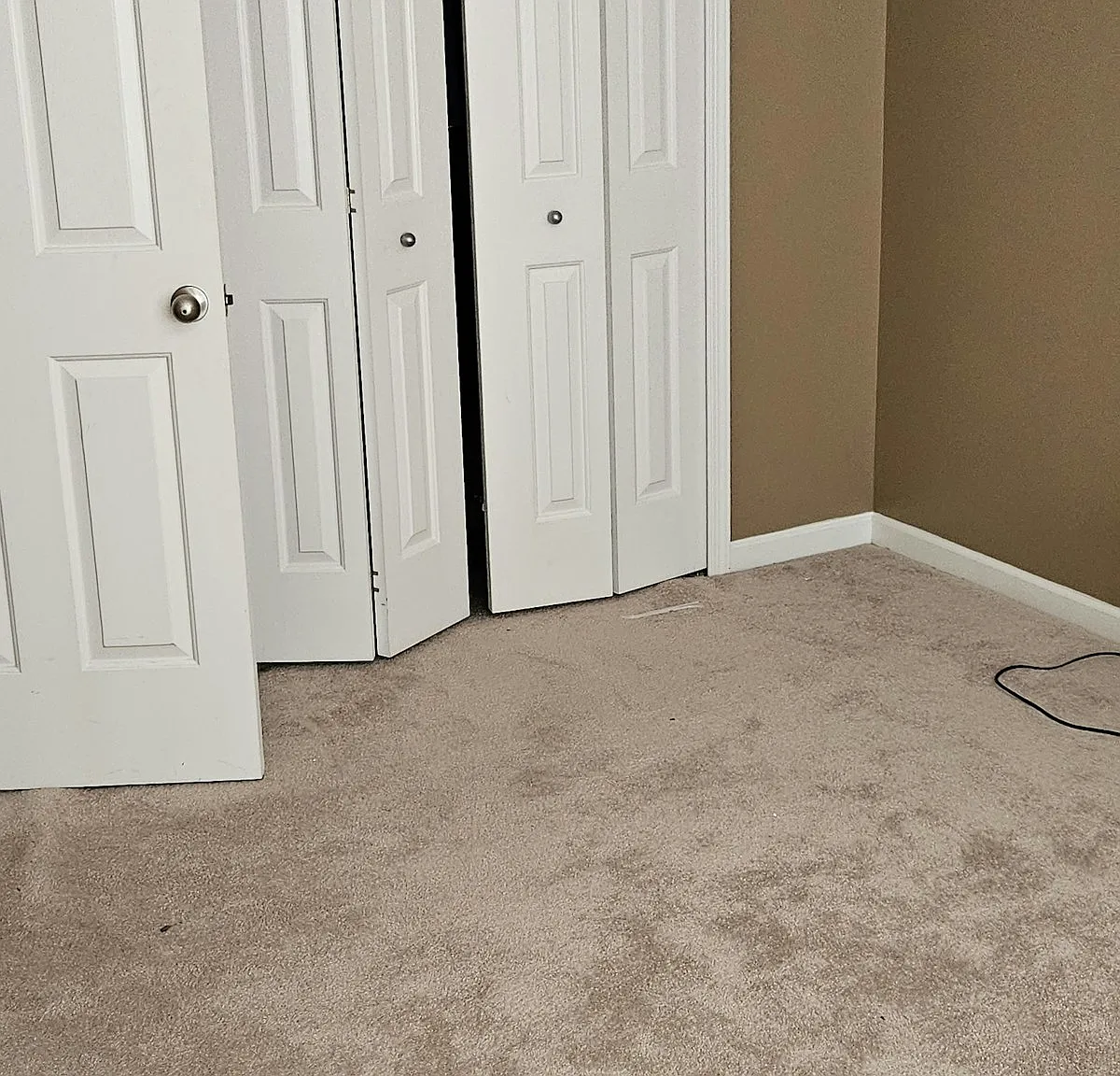 5044 Cobblestone Creek Dr — Photo 3
