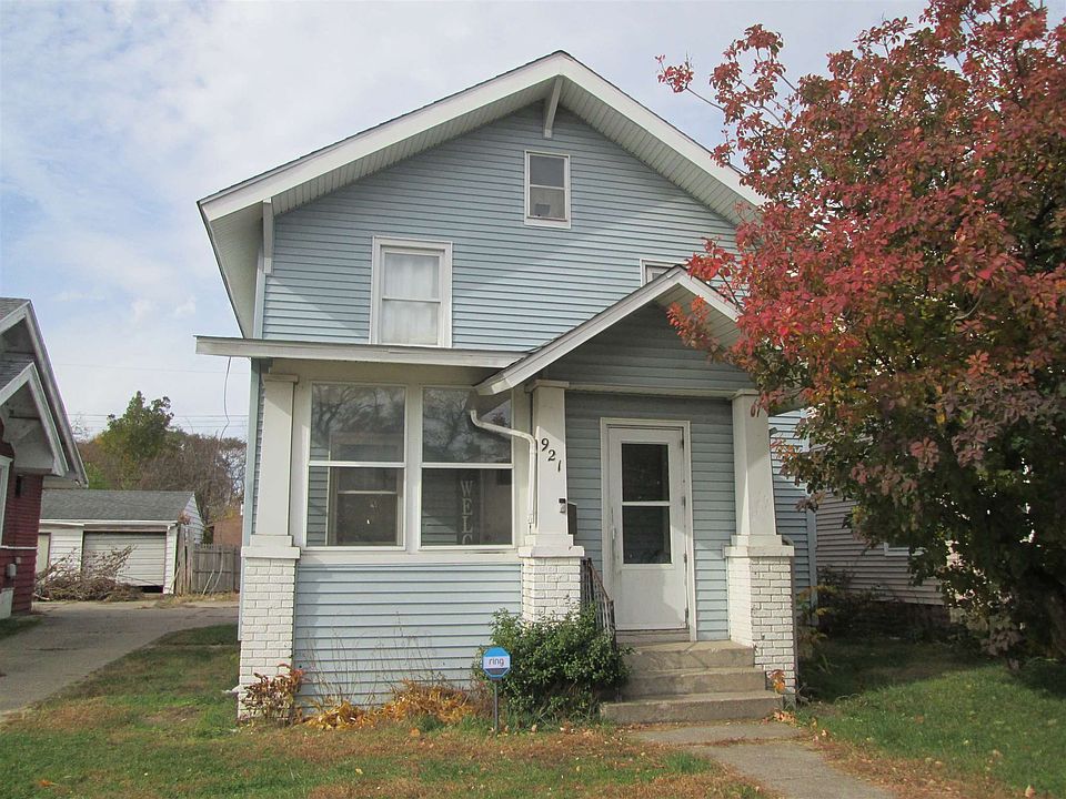 1st image of 921 Diamond Ave
