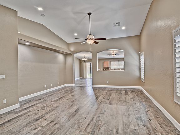 4th image of 15275 W Laurel Ln