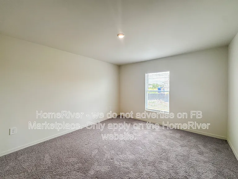1822 NW 27th Ter — Photo 13