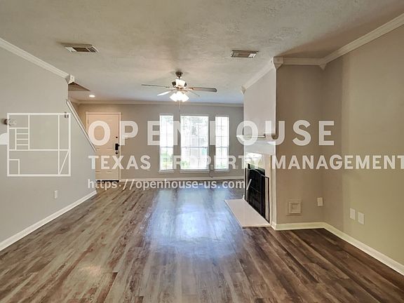 3rd image of 21746 Deep Pines Dr