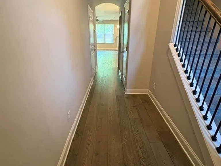 216 Bixby Private Ln — Photo 4