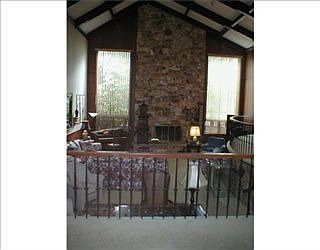 4th image of 37 Willey Ave