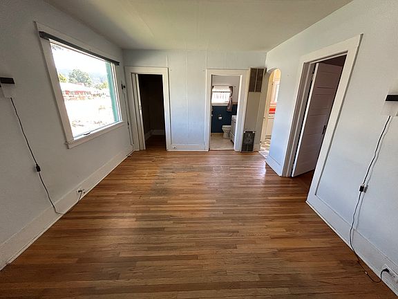 Welcome to the command center of the house _ the family room! Walk in the front door and boom: you're already home.