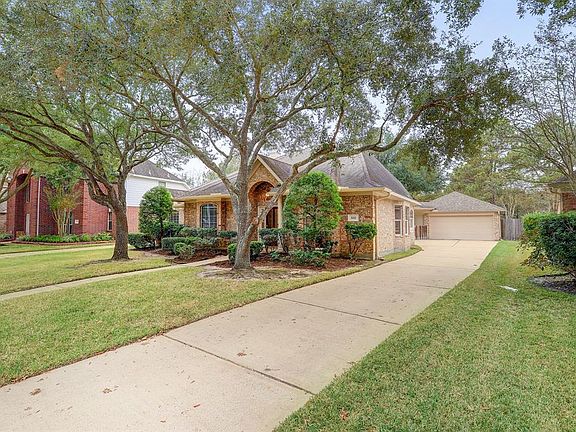 3rd image of 3222 Eagles Knoll Ct