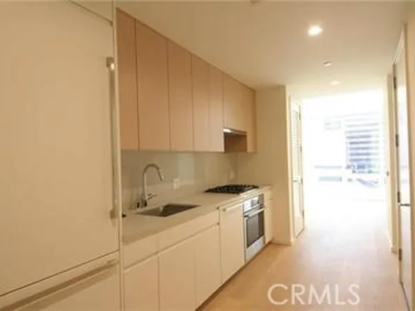 877 Francisco St APT 521, Los Angeles, CA 90017
