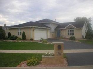 1712 225th St, Sauk Village, IL