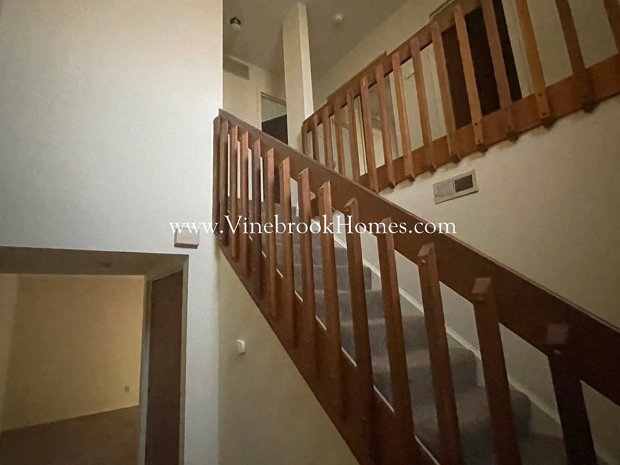 2496 Spring Valley Rd — Photo 2