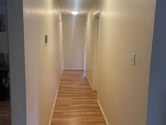4th image of 650 N Lee Hwy APT 6
