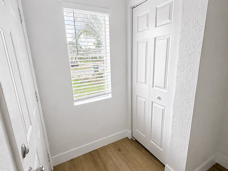 Southern Villas — Photo 28