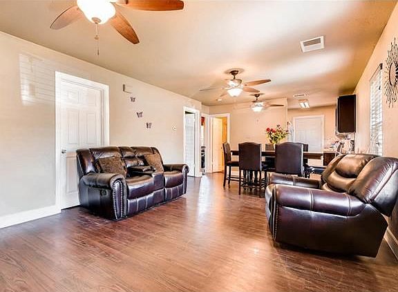 Open Space Living/Dining Room Combo