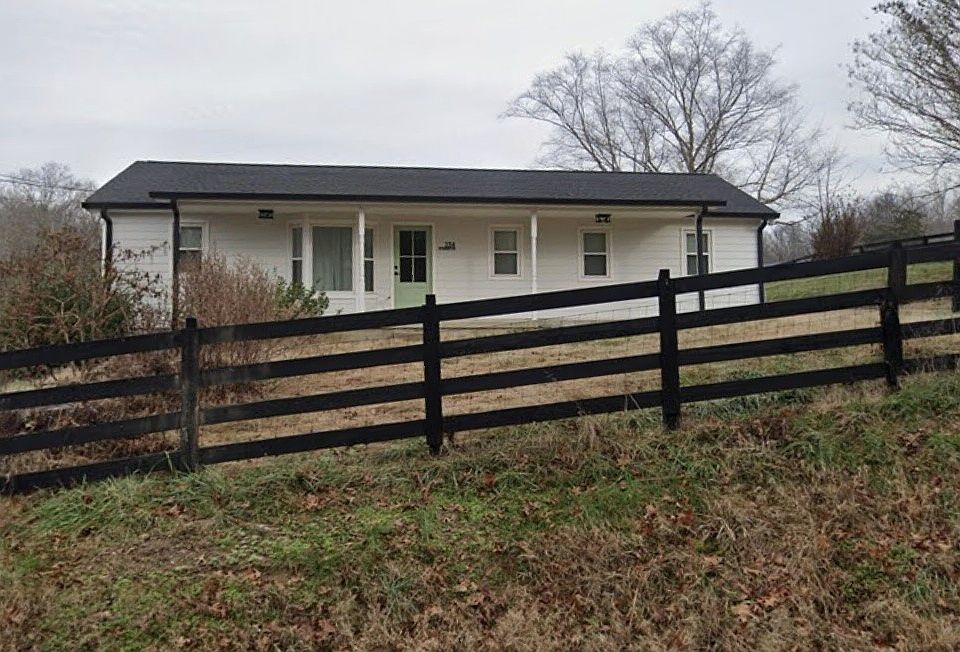 1st image of 234 W Biggs Rd