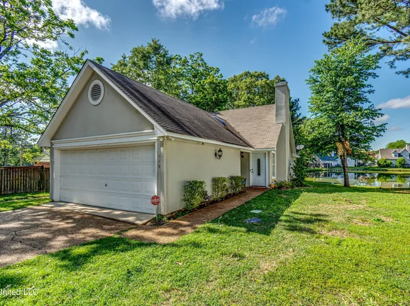 119 Shadow Lake Dr S, Clinton, MS 39056