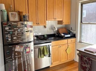 35 Buena Vista Park APT 2, Cambridge, MA 02140
