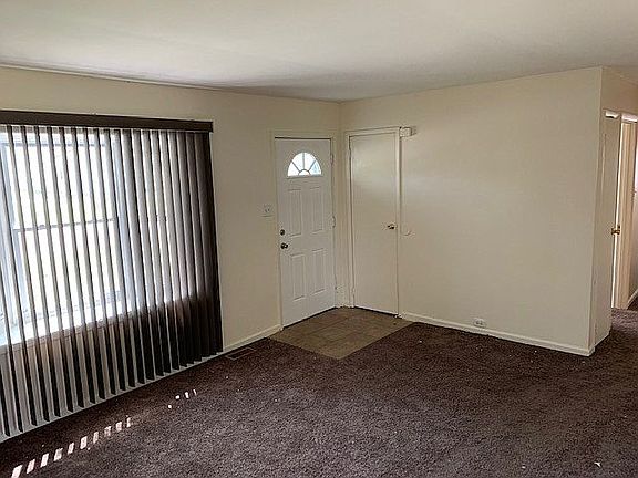 3rd image of 22336 Nichols Ave